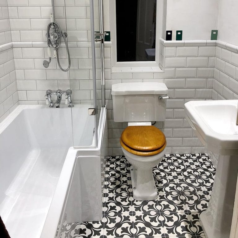victorian-style-bathrooms-e1518539115851